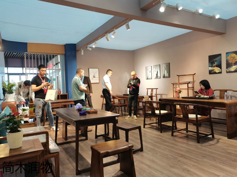 简木润物家具展厅实拍5