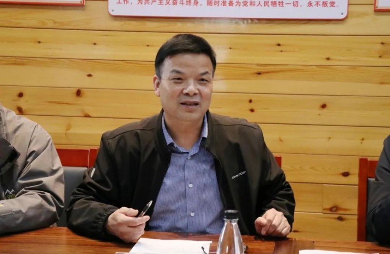 江西省林业产业联合会会长、省林业局原一级巡视员黄小春