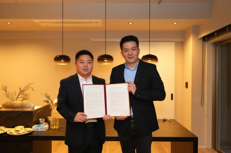南康区家具协会与株式会社Saya Japan签署战略合作协议。
